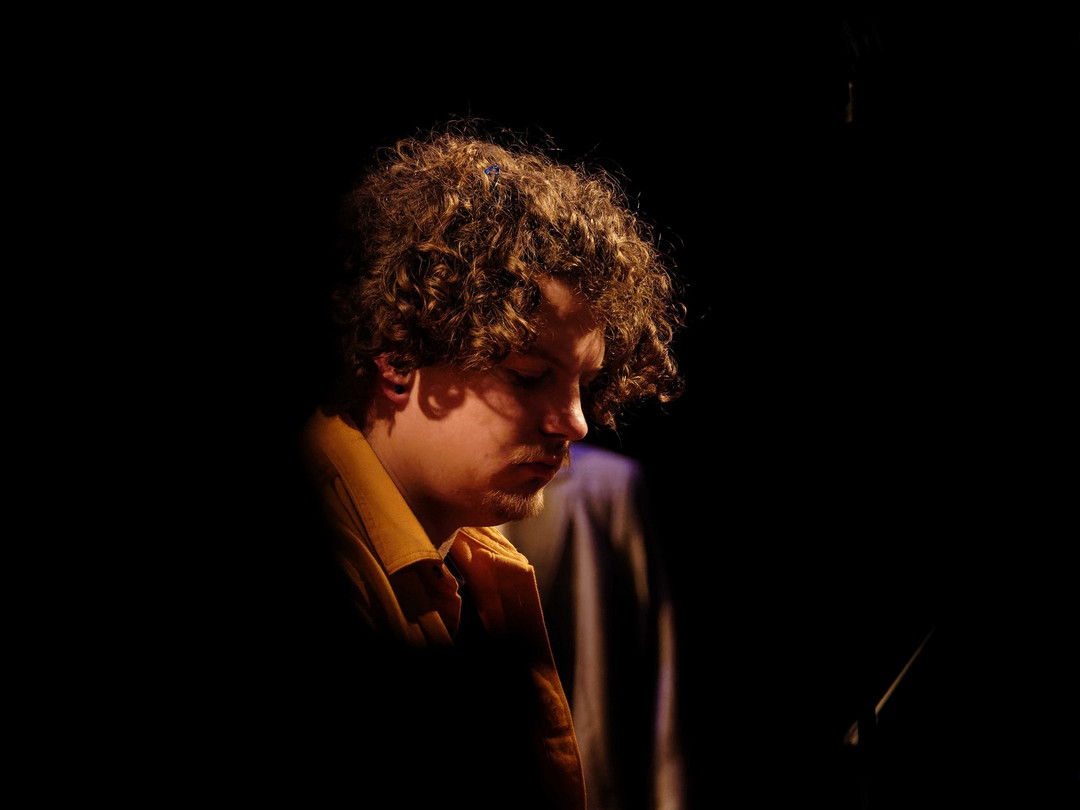 Image galerie Celui qui chante